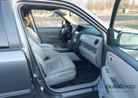 2013 Honda Pilot Touring из США, поврежденный, VIN 5FNYF4H92DB046741